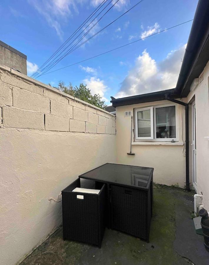 Private Cosy Studio - A1 Location Apartment Dublin Luaran gambar