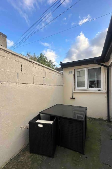 Private Cosy Studio - A1 Location Apartment Dublin Luaran gambar